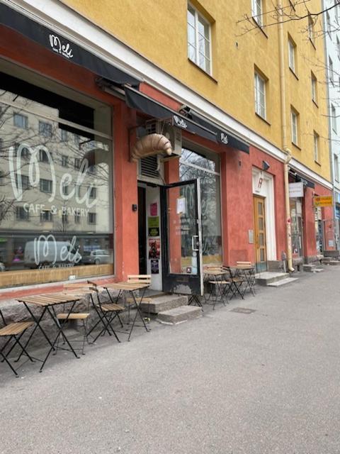 Your Chic Vibrant Airbnb Гельсінкі Екстер'єр фото