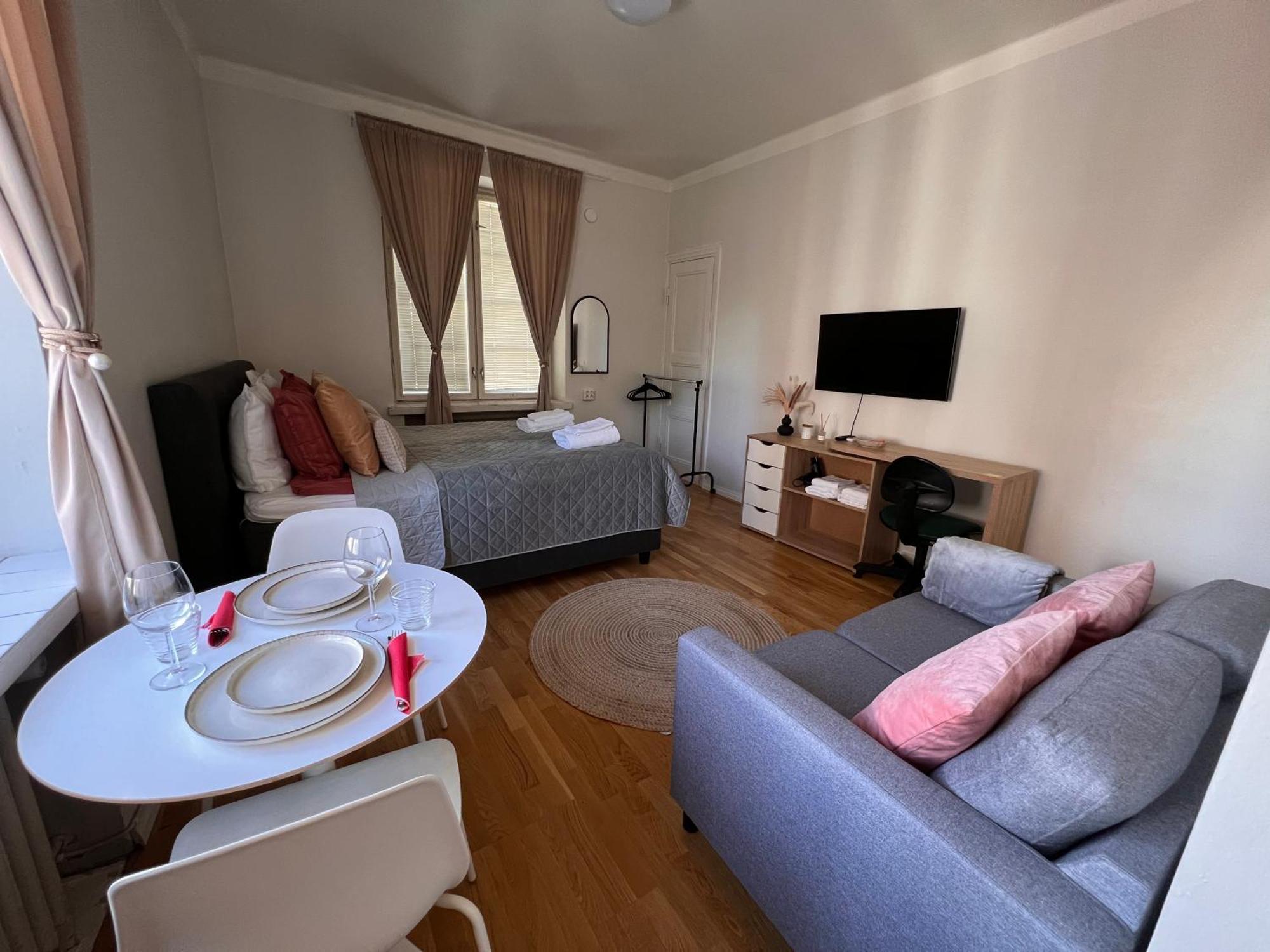 Your Chic Vibrant Airbnb Гельсінкі Екстер'єр фото