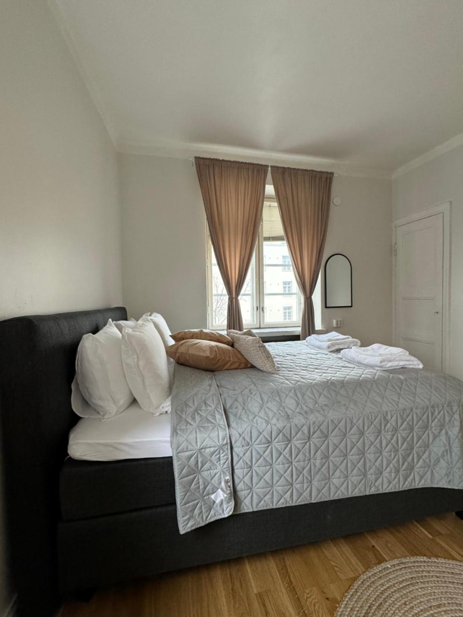 Your Chic Vibrant Airbnb Гельсінкі Екстер'єр фото